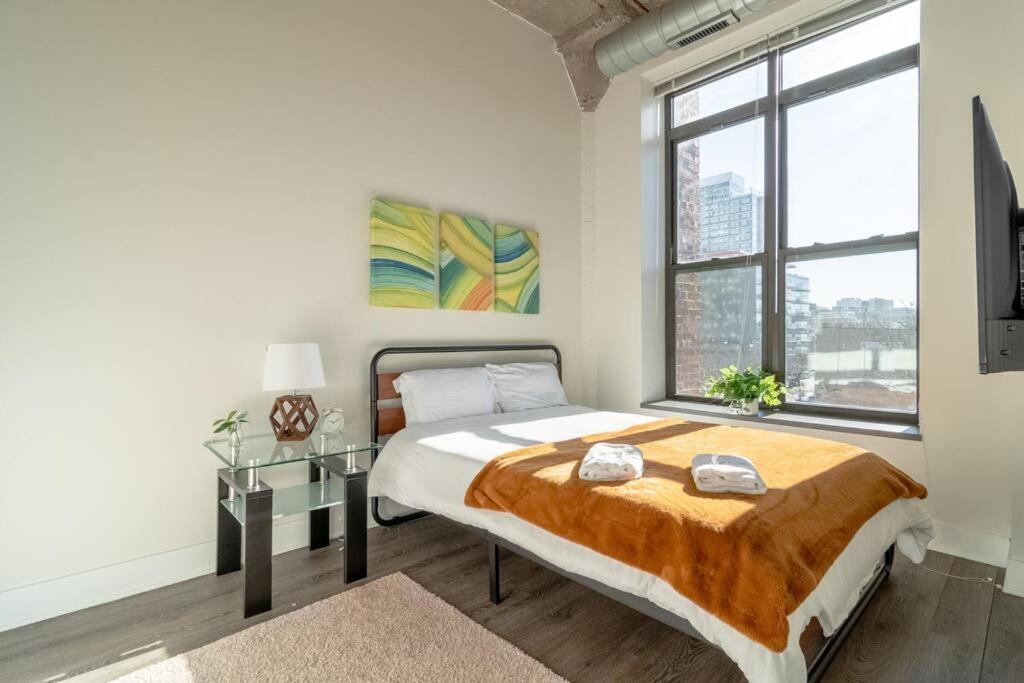 Mccormick Place 2Br Stylish Suite With Optional Parking And Gym For Up To 8 Guests Near Soldier Field And Grant Park Чикаго Экстерьер фото